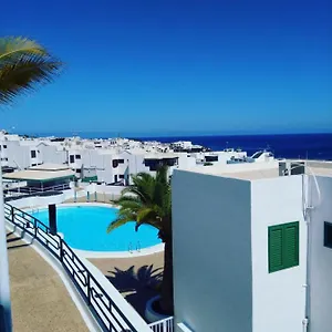 Apartment Portonovo Paraiso - Sea View - Piscina - Wifi - Old Town, Puerto del Carmen (Lanzarote)